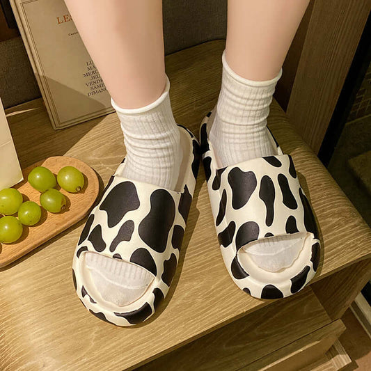 Step on shit couple home slippers female summer Korean version cute cartoon students indoor and outdoor wear thick bottom sandals and slippers female