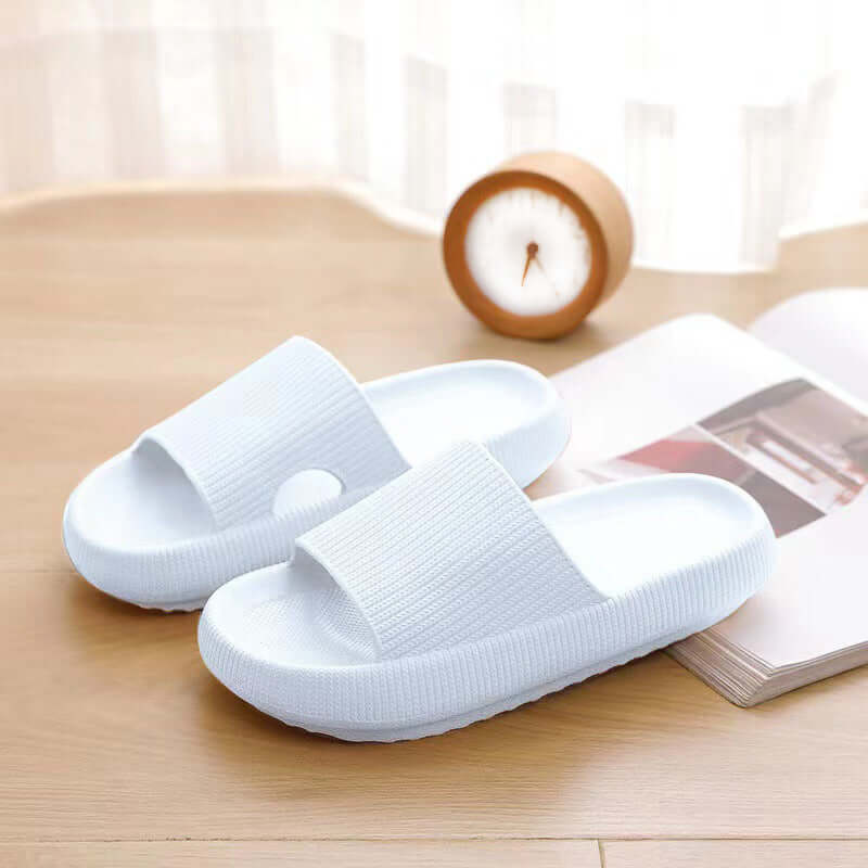 Men's and women's couples 4cm thick-soled slippers 2021 summer new men's indoor rubber and plastic slippers EVA women's slippers