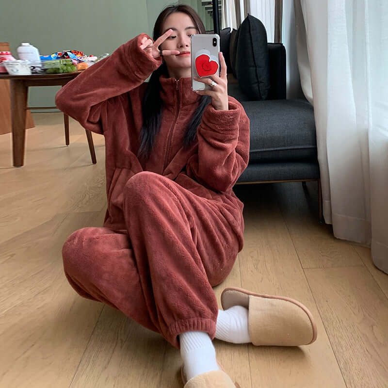 Nan Tao coral fleece suit can be worn outside couple cardigan sweater autumn and winter Korean pajamas two-piece home service women