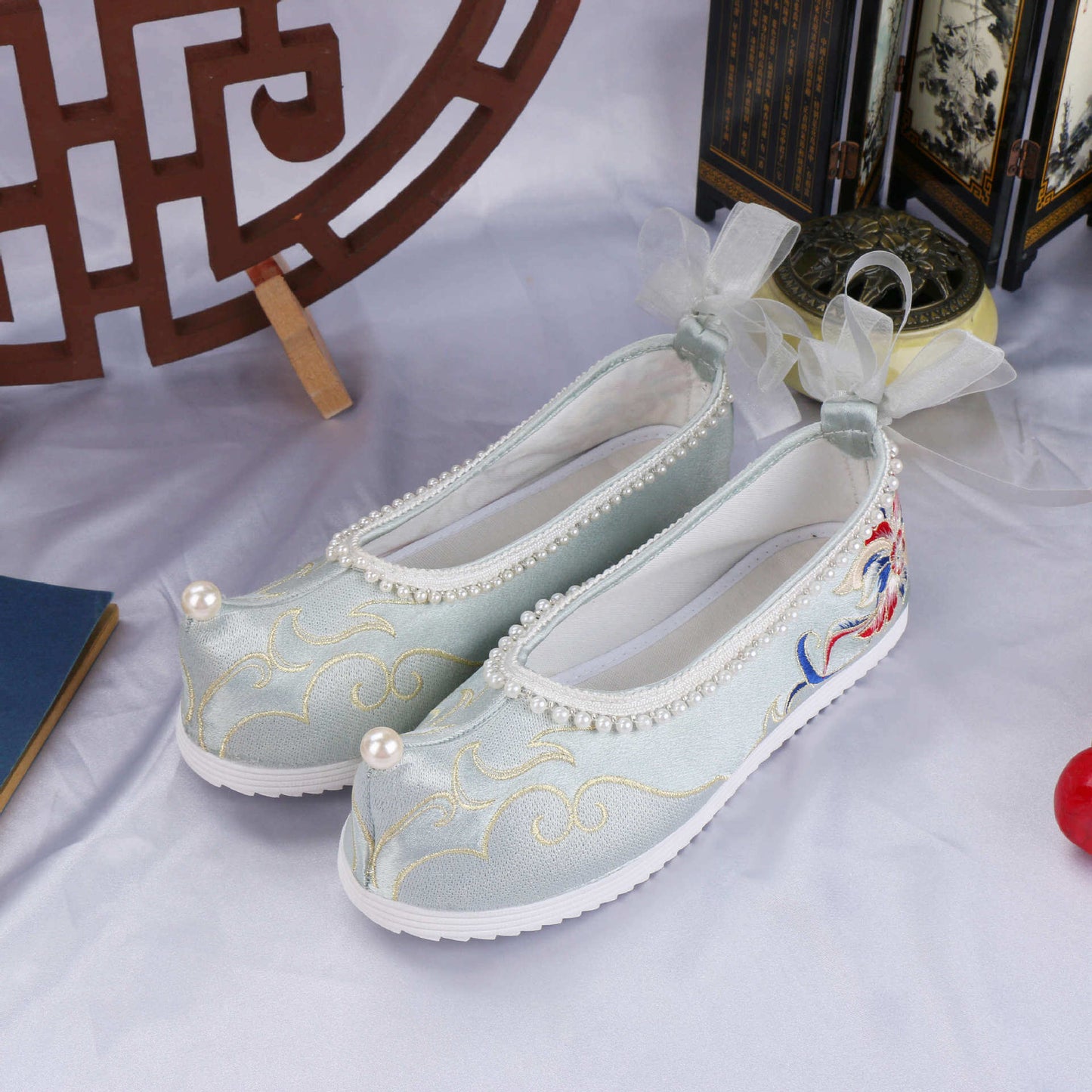 2021 Summer Embroidered Shoes Female Hanfu Shoes Old Strike Mingzi with Put Floor Soft Soft Old Beijing Wire Shoes