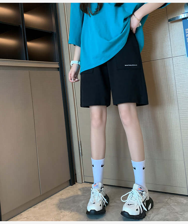 Black sports shorts female BF wind high waist loose 2021 summer new casual five pants straight Hong Kong flavor