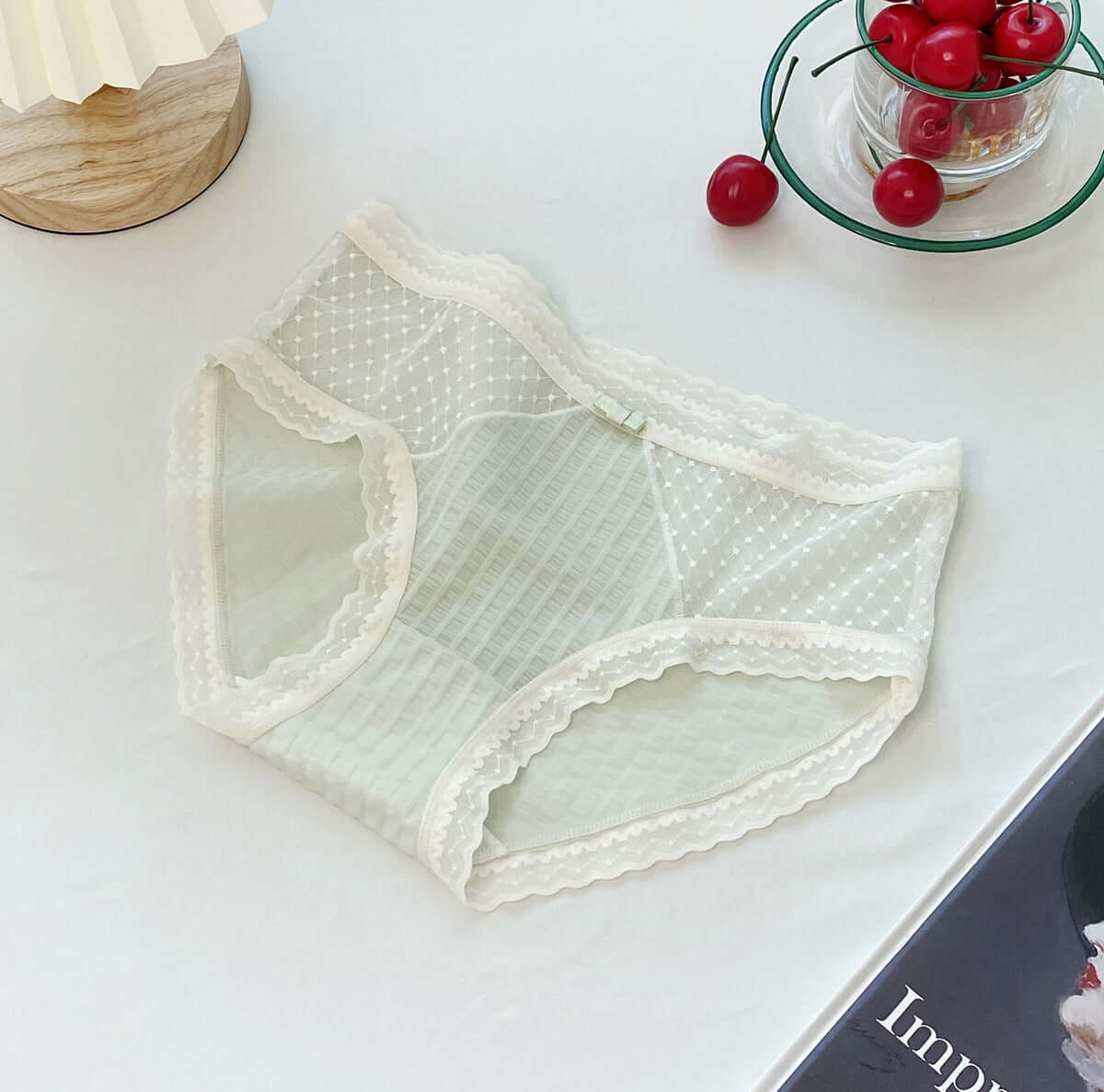 Japanese young ladies underwear mesh candy color sweet lattice lace student total cotton high bomb medium large size