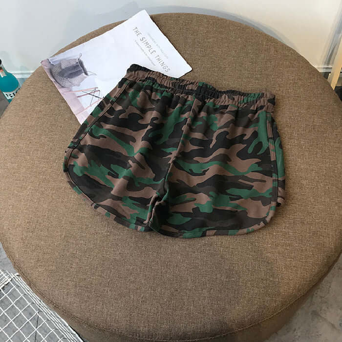 2021 spring and summer new women's shorts wear camouflage sports casual hot pants loose and thin high waist beach pants tide