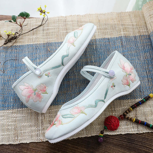 Jinyu Hanfu shoes, female ancient wind, old Beijing cloth shoes, spring, autumn, comfort, soft, increase, national wind embroidered shoes