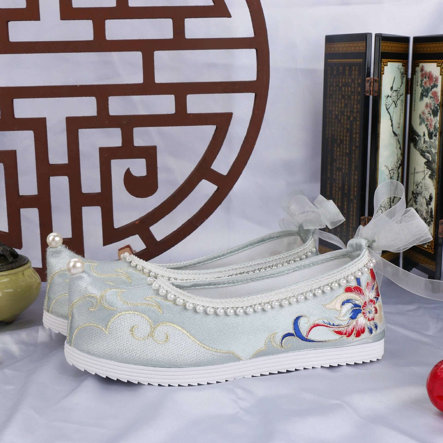 2021 Summer Embroidered Shoes Female Hanfu Shoes Old Strike Mingzi with Put Floor Soft Soft Old Beijing Wire Shoes