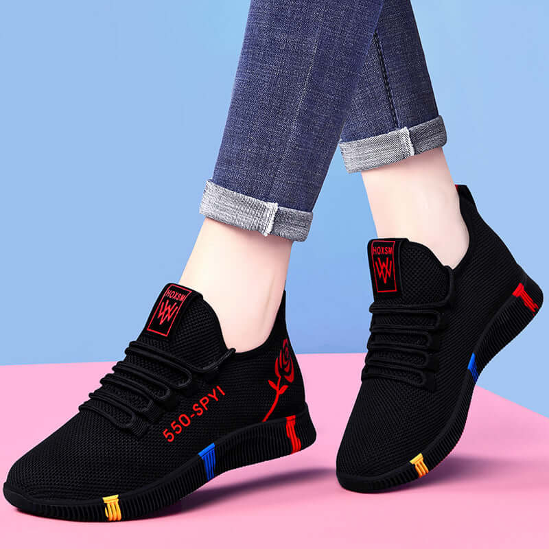 Old Beijing cloth shoes women's black shoes casual sports breathable flying weaving shoes, sports shoes, manufacturers wholesale generation