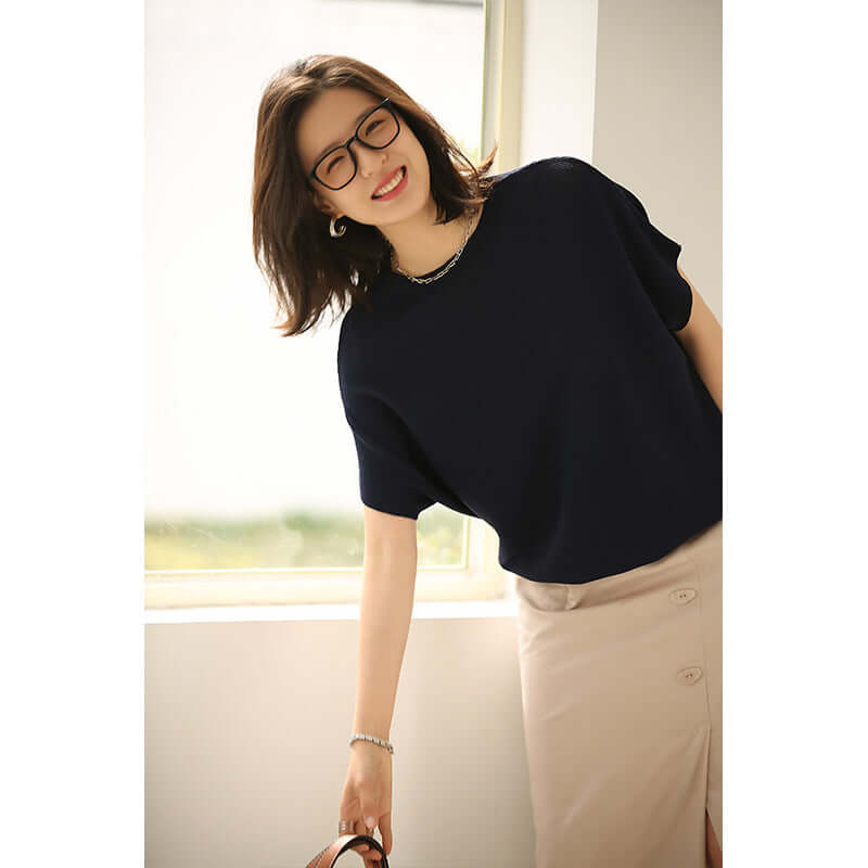 Xiuye simple ice silk knit shirt female short sleeve 2021 summer new Korean version of the loose round collar bat sleeve shirt