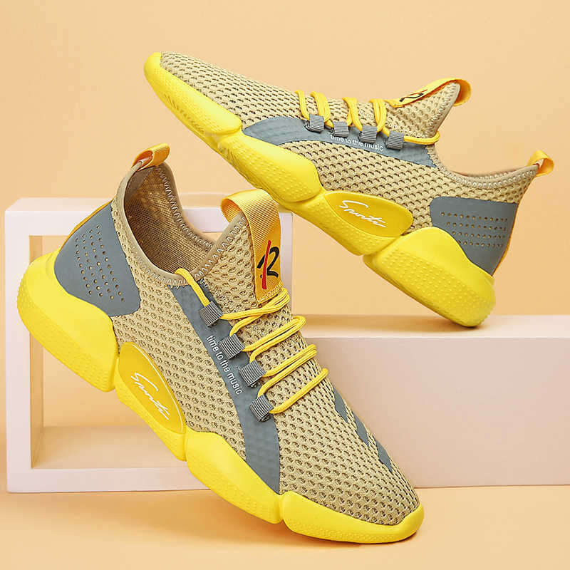 Men's shoes 2021 new spring breathable lightweight casual shoes Korean version of summer running shoes men's sports shoes