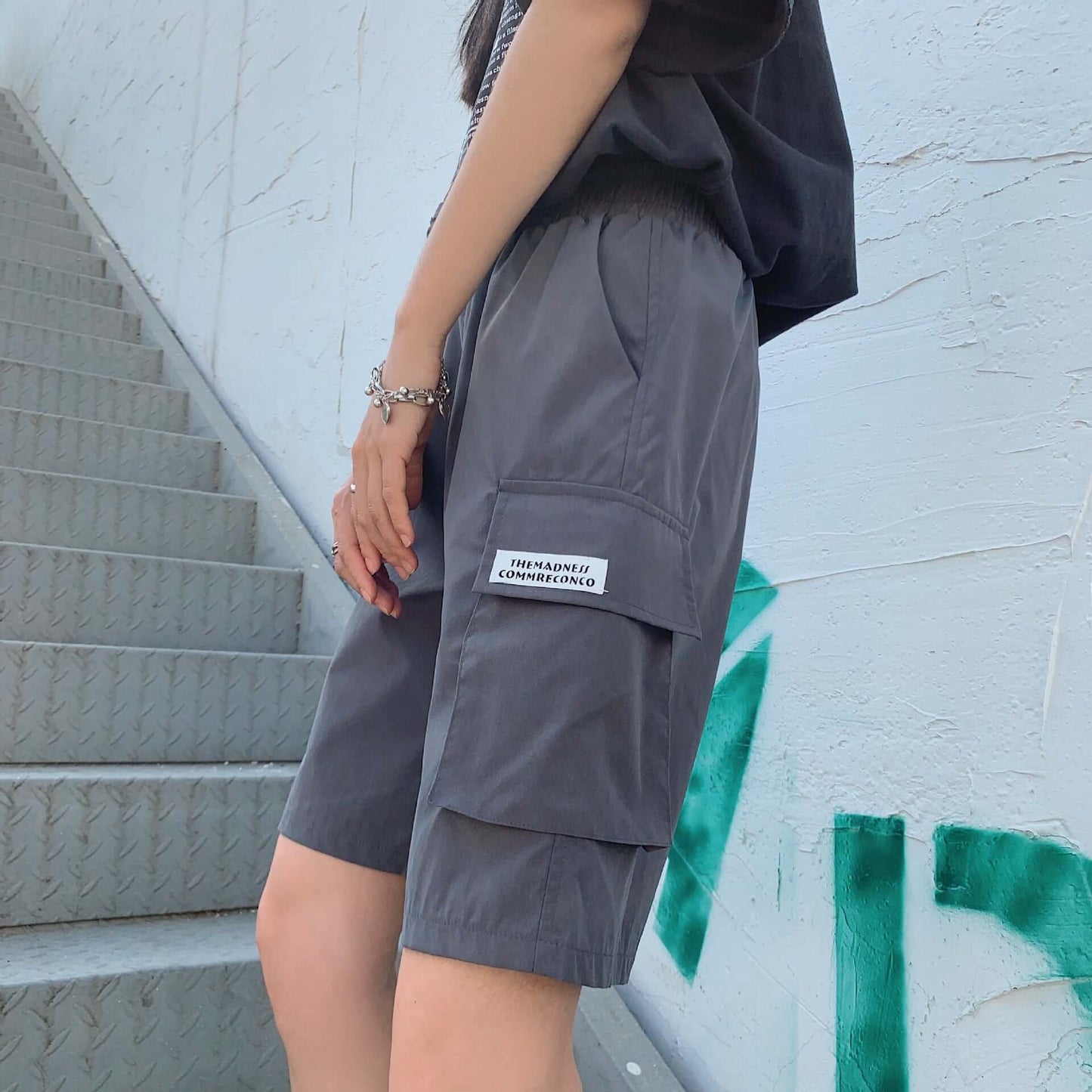 Tooling shorts female summer loose 2021 new high waist slim black casual A word wide leg five pants tide INS