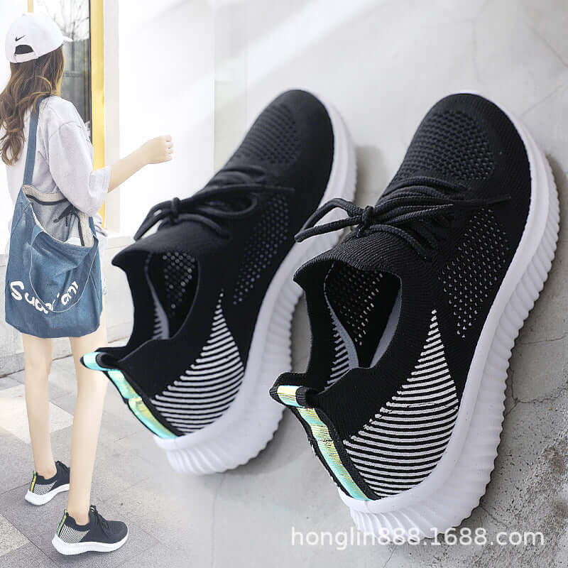 Old Beijing cloth shoes women's black shoes casual sports breathable flying weaving shoes, sports shoes, manufacturers wholesale generation