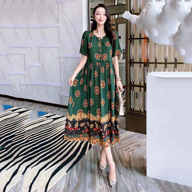 Heavy silk dress female niche 2021 summer new fashion syndrome print round ring button big skirt