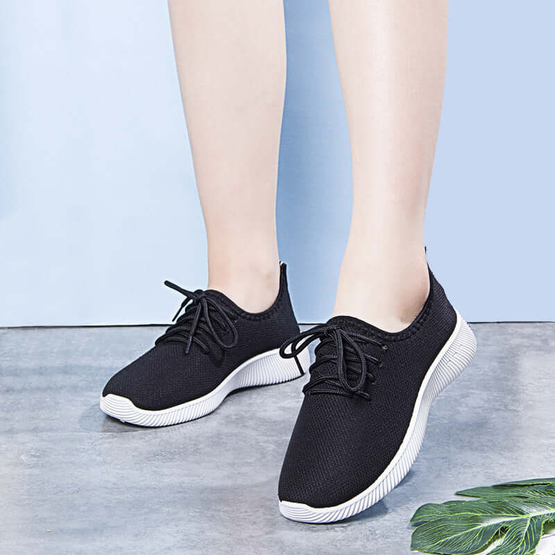 Women's shoes old Beijing cloth shoes soft bottom, middle-aged casual sports shoes, female, fashion mother shoes wholesale