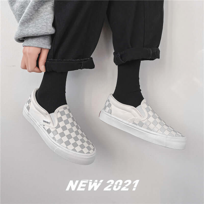 Luminous chessboard white plaid one pedal canvas shoes all-match loafers college chic male and female students cloth shoes tide