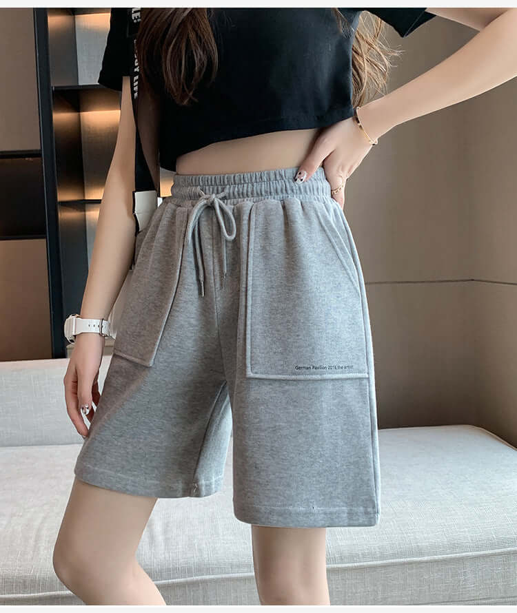 Black sports shorts female BF wind high waist loose 2021 summer new casual five pants straight Hong Kong flavor