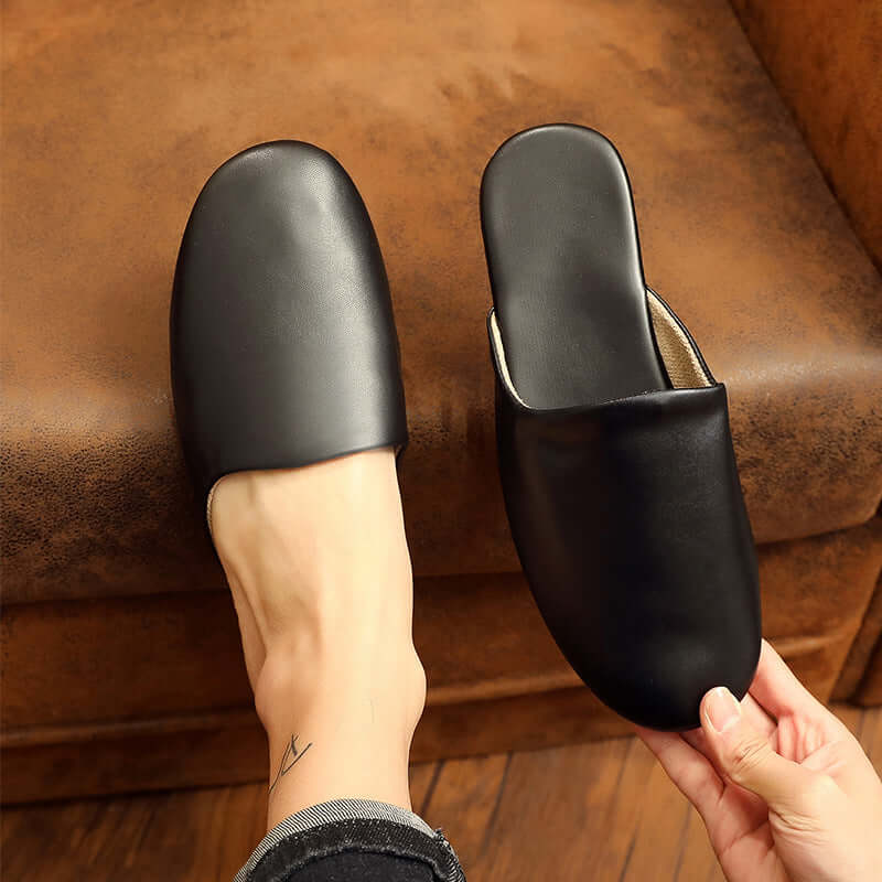 New spring and autumn Japanese leather slippers indoor home non-slip home floor couple men and women bag head sandals