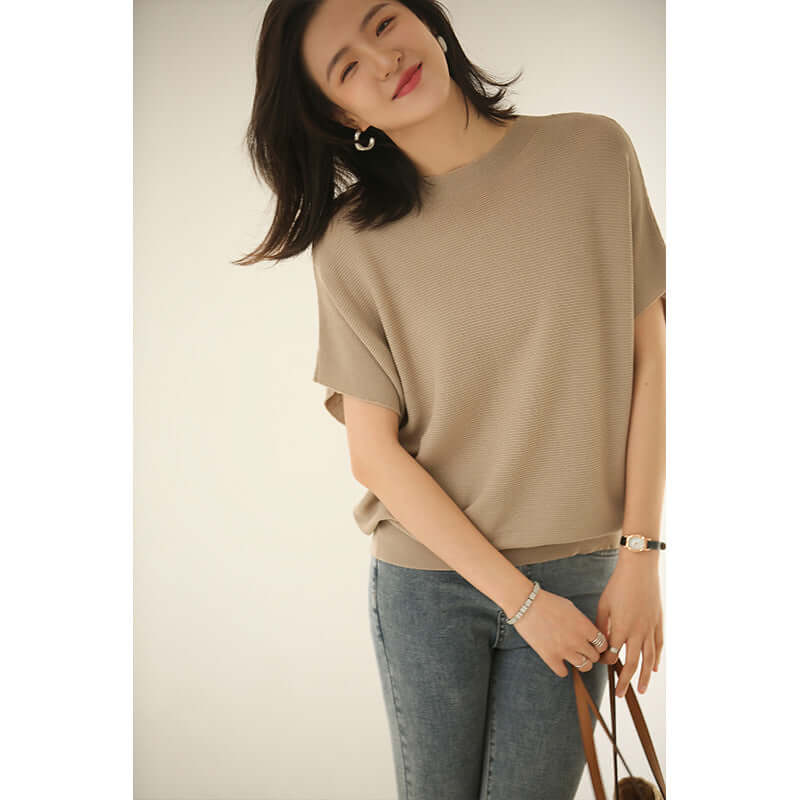 Xiuye simple ice silk knit shirt female short sleeve 2021 summer new Korean version of the loose round collar bat sleeve shirt