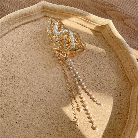 Metal crystal tassel grip high-grade model large butterfly hairpin brain spoon temperament shark clip headwear female summer