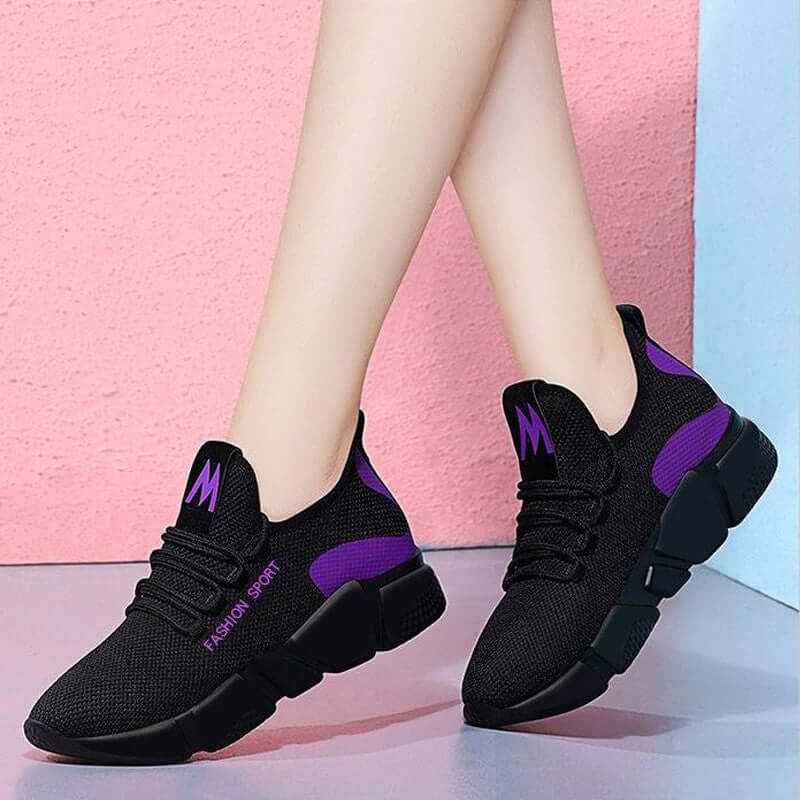 Old Beijing cloth shoes women's black shoes casual sports breathable flying weaving shoes, sports shoes, manufacturers wholesale generation