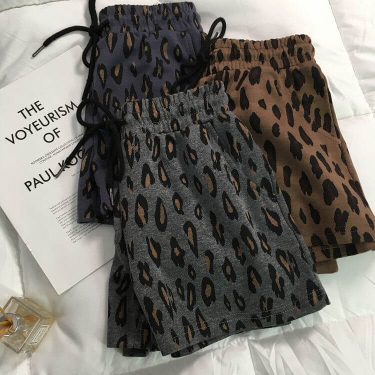 Leopard print shorts, casual pants, women's outdoor wear, Korean version, spring and summer, loose, all-match, high waist, thin, elastic waist, wide leg pants, hot pants