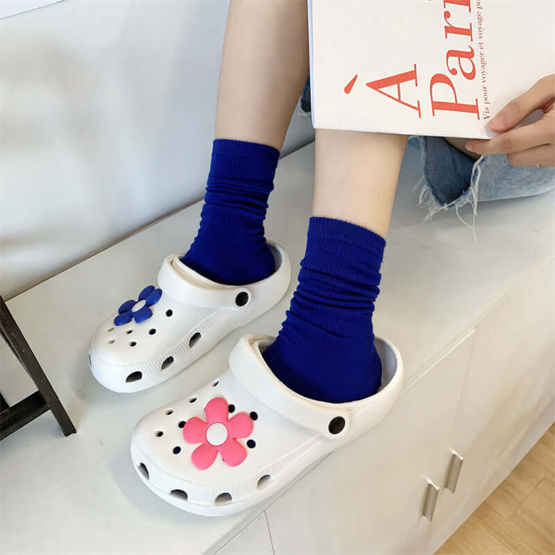 Hole shoes ins cute cartoon strawberry bear girl heart Baotou soft bottom thick bottom outerwear stepping on feces feeling sandals and slippers for women