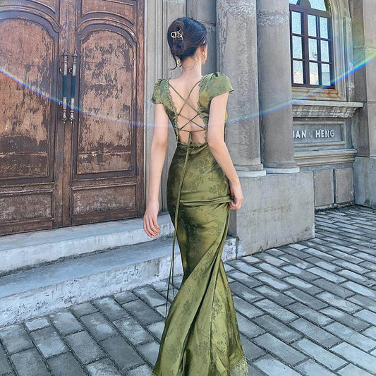 Elegant Giftable Green V-Neck Satin Jacquard Backless Dress